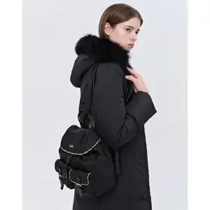 [닥스]닥스 액세서리 여성 [스테디셀러] 블랙 로고장식 나일론 백팩  (WCBA4F723BK)