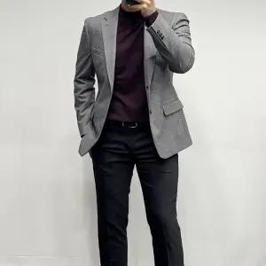 [바쏘옴므]25FW 기본핏 패턴 그레이 남성 모직 콤비 자켓 WSZ3-JK10-AGR