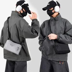 [모로엠] 남성 스트릿 무드 방수 원단 크로스백 DMS-BA-Q4608417