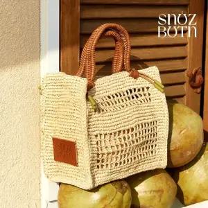 스누즈버튼 핸드메이드 천연 라피아 이사벨백