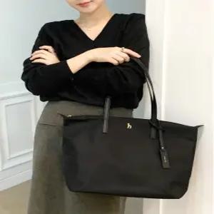 헤지스 액세서리 25FW [선물추천][SAVER] 블랙 나일론 퍼피로고 탑지퍼 나일론 쇼퍼백 L HIBA5FE88BK