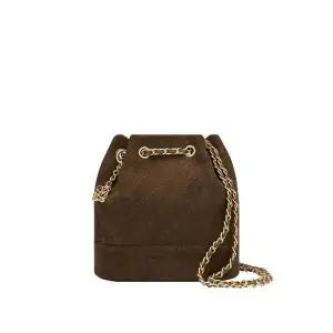 [루이까또즈] 까눌레 스웨이드 버킷 체인백팩 HT3SD86BR