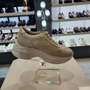 [엘칸토]엘칸토 HC10 여성베이지키높이스닉커즈 LCWS02U61335 (44000988)