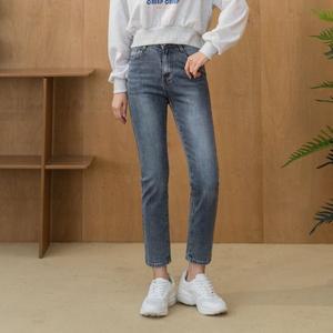 [진마니아]블랙 퓨어 허리스판 워싱 일자진 여성 청바지