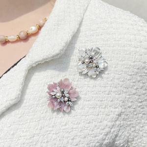 [JJQUEEN] 예당 꽃자개 브로치 BR556 흰자개/ BR557 핑크자개/ BR558 그레이자개