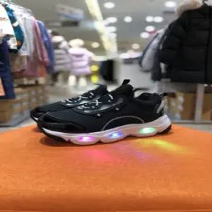 [휠라키즈] 키즈 운동화 원더버즈 라이트 KD 3XM02359F 001