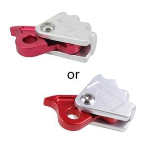 안전 등산 밧줄 잡아 나무 수목 재배자 암벽 매는 Protecta 장비 Rappelling