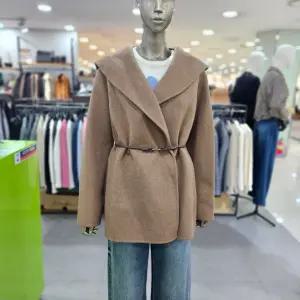 시슬리/애플아울렛/후드 벨티드 하프 코트 SACTC4561