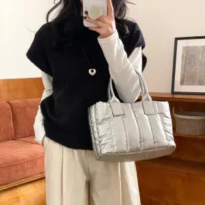 하즈블루 Hazblue 심플 퀼팅 패딩 토드백 3Color