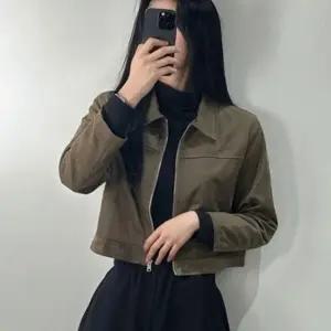 (올핀)여성 스웨이드 크롭 자켓 간절기 여자 숏 카라넥