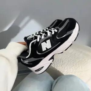 뉴발란스 운동화 530 남녀공용 운동화 런닝화 블랙 발볼넓은운동화