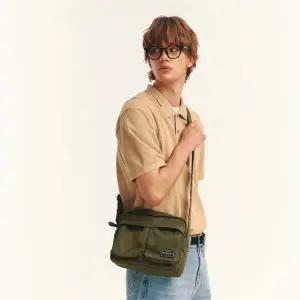 [롯데백화점]캉골 데이 레트로코어 숄더백 3352 카키 (KREBCB33520)