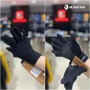 [롯데백화점]블랙야크 남녀공용 야크파워스트레치글러브 간절기 폴라텍 장갑 2BYGVF3905