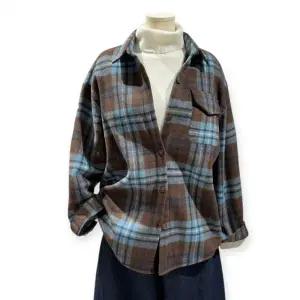 [롯데백화점]트위 울 블렌드 루즈핏 체크 남방 TNKJFNB004