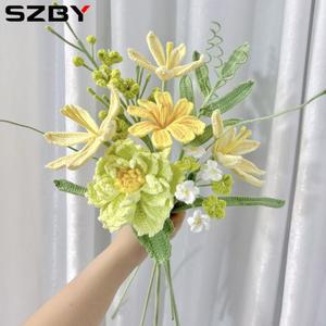 졸업꽃다발 크로 뜨개질 꽃다발 수제 선물 장미 해바라기 튤립 모란 어머니의 결혼식 장식