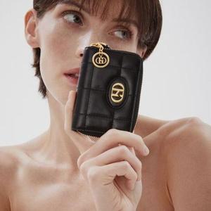 [NS홈쇼핑][헤지스ACC] HIHO5E755 블랙 퀼팅 가죽 지퍼 카드지갑 동전수납[35071330]