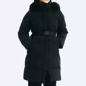 뉴발란스 매장정품 W 프리미엄 벨티드 구스 롱다운 블랙 (NBNPD4W152_19)