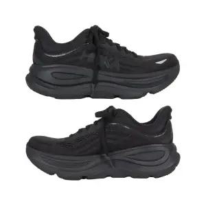 [롯데백화점]팹스타일(남성) 호카 25FW 남성 본디9 스니커즈 블랙 1162011 BBLC