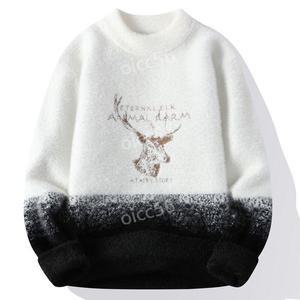 부드러운 그라데이션 목폴라 니트