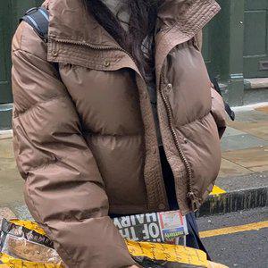 모츠 레더 숏 패딩 겨울 여성 데일리룩 데이트룩 출근룩