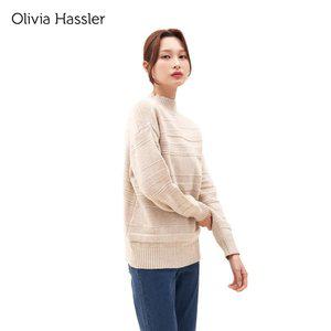 [20%쿠폰+카카오페이7%][올리비아하슬러] 패치워크 스트라이프 니트_OHCWSW206
