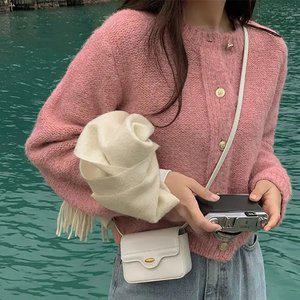 포니엔 소프트 울 니트 가디건 겨울 여성 데일리룩 겨울니트 데이트룩