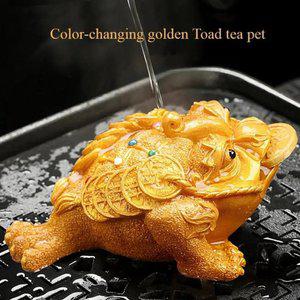 색상 변경 차 애완 동물 장식품 황금 두꺼비 소