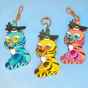 전통 민화 호작도 까치 호랑이 우드 가방고리 키링 만들기 키트 작호도 / 외국인선물