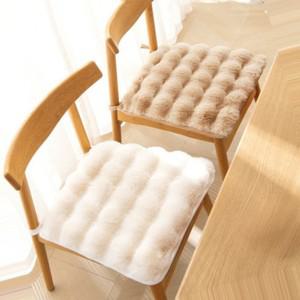 따뜻한 토끼털 방석 비행기 기내용 얇은 운전자 수험생 컴퓨터 의자 차 네모 식탁 책상