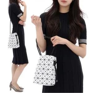 25SS  바오바오 링 버킷백 BB56 AG531 01