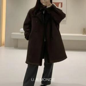 [유아몽드]U.R MONDE 고급 스웨이드 양털 롱 코트 더블 버튼 시