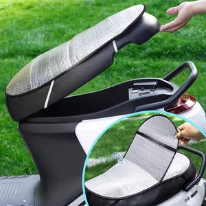 오토바이 안장 방수 커버 덮개 좌석 시트 보호 앉는곳 은박 	열기차단 여름 햇빛 반사 안뜨거운 스쿠터