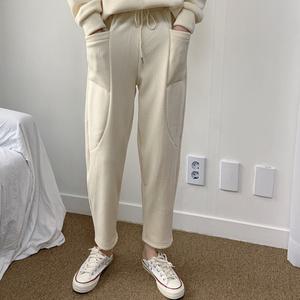 나인스 여성 겨울 밍크 기모 코듀로이 배기 밴딩 팬츠