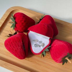 귀여운 미니 딸기 피어싱 귀걸이 케이스 주얼리 악세사리 보관함 선물 케이스함