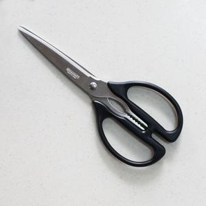 다용도 일본산 주방가위 조리용가위 11cm (WFGQ32S)