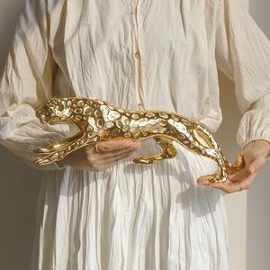 인테리어소품 골드 퓨마 장식품 거실인테리어 소품 오브제 개업선물 빈티지소품