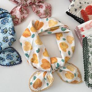 여성 플라워 손수건 미니 사각 쁘띠 스카프 70x70 행사 단체 선물