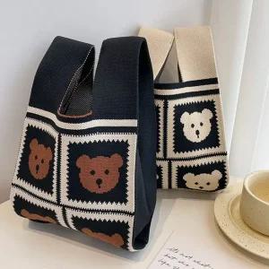 봉다리 니트 토트백 손가방 미니백 손목가방 1+1 패딩담요 블랙킷 극세사담요 입는담요 후드담요