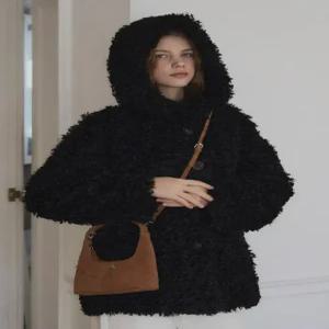 울리퍼무스탕 블랙