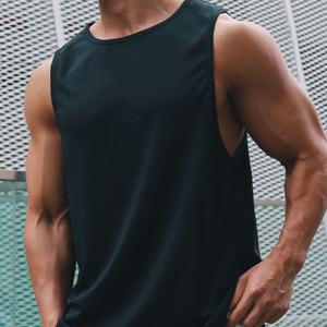 가벼운 남성 머슬핏 헬스 나시티 크로스핏 운동복 트레이닝 민소매 에어메쉬