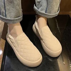 여성 사각 누빔 패딩 방한화 신발 슬립온 겨울 캐주얼-WFG38E2