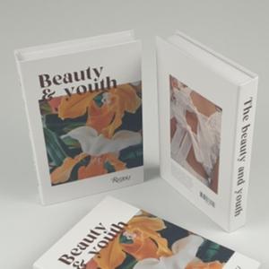 카페 인테리어모형책 가짜책모형 촬영용 꽃사진