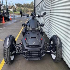 2023 Can-Am Ryker 900 랠리 강렬한 블랙 3 륜 오토바이 신제품