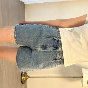 [하프클럽/]여자 여름 핀턱 2컬러 데님 데미지 청 반바지