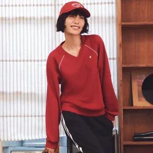 [롯데백화점]르꼬끄 [나나 착용] 여성 에센셜 브이넥 루즈 맨투맨 QQ322LFS91_DRD