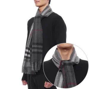 [버버리] 25FW 남성 컨트라스트 체크 캐시미어 머플러 (8059277 GREY CHARCOAL M 25F)