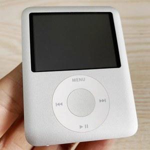 3세대 MP3 MP4 감성 플레이어 이어폰 4GB 실버