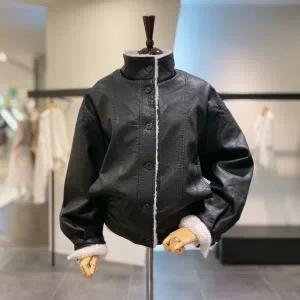 [대구백화점] [러브앤쇼]에코 레더 무스탕 점퍼(GCFLGJP01)