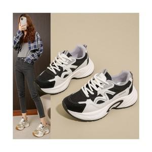 여성 런닝화 발편한 데일리 쿠션 조깅화 헬 러닝화 클래식 통풍 운동화