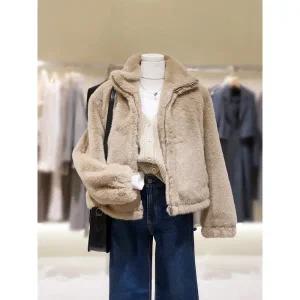 [롯데백화점]SOUP 페이크퍼 하이넥자켓  SBADB30